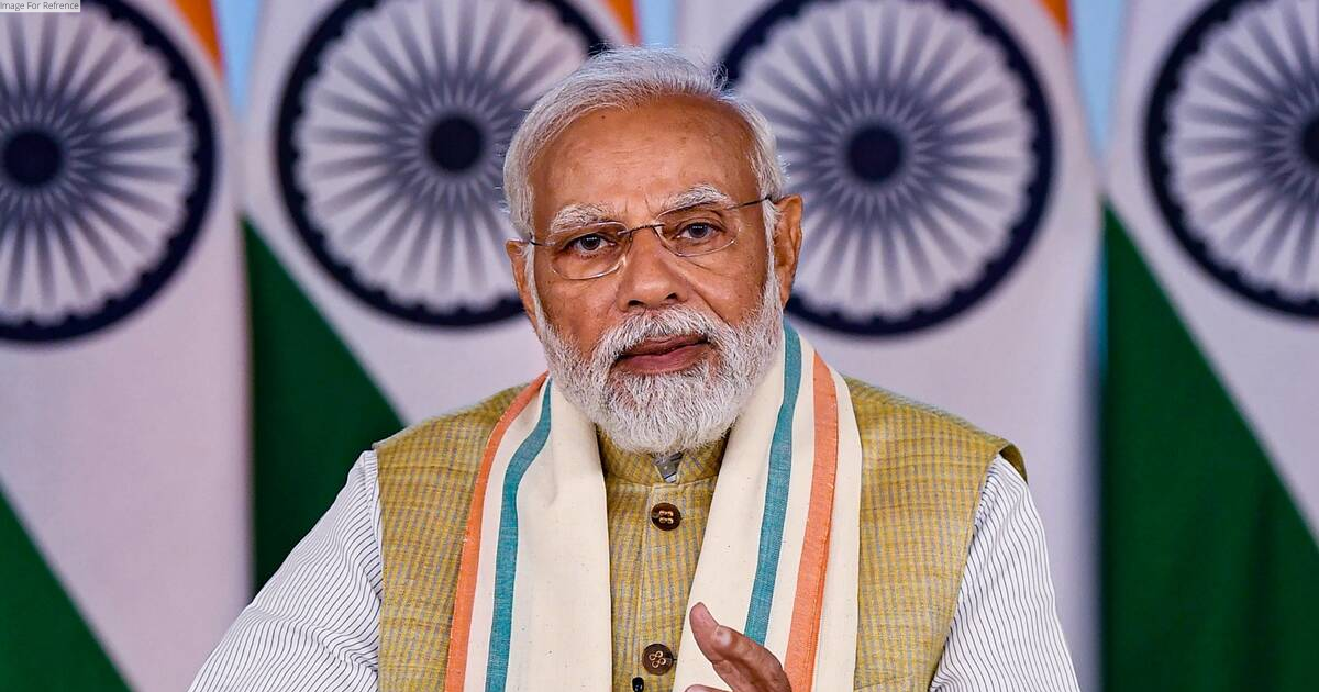 Congress asking for votes in name of retirement, JDS seeking survival of its 'family': PM Modi in Karnataka